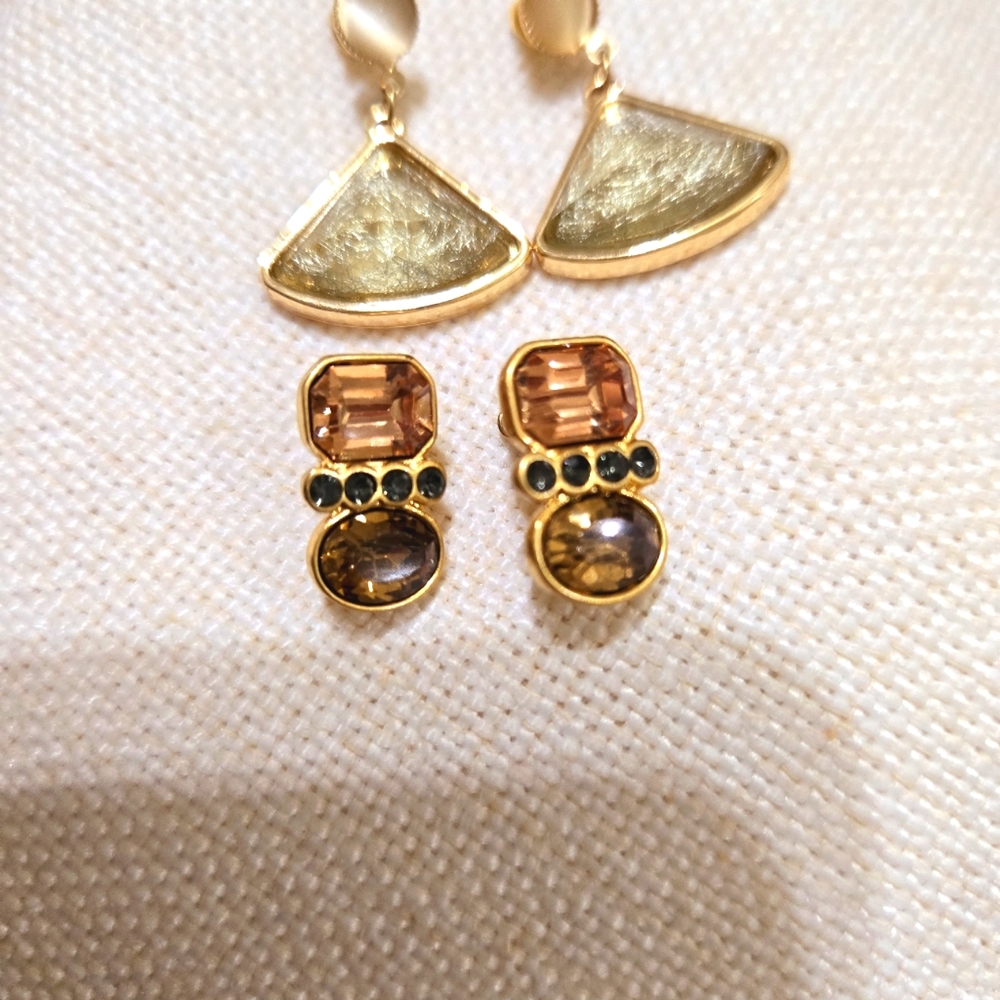 Earing 2 sets . NEW. - Picture 2 of 4